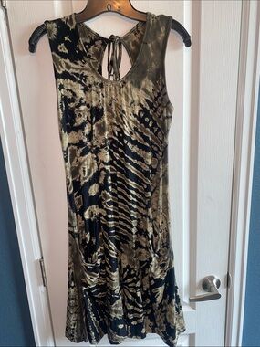 Sleeveless Tie-Back Dress in Olive and Black Abstract Print